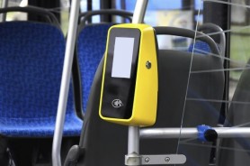 În autobuzele și troleibuzele din Chișinău începe testarea proiectului de taxare electronică